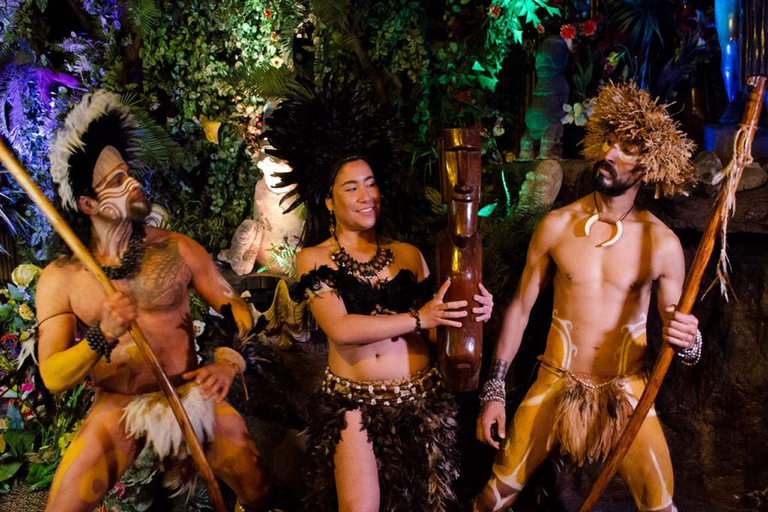 Dinnershow in Bali Hai met wijn en vervoerDinnershow in Bali Hai