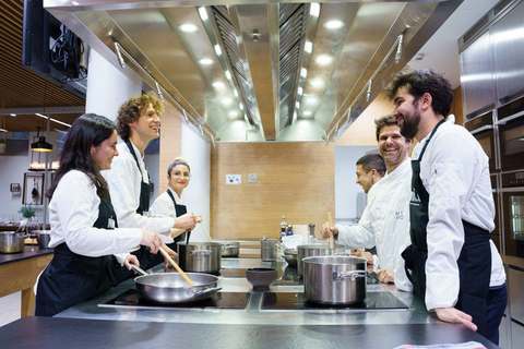 San Sebastián: Cooking Class with Wine & Lunch Market & Fish
