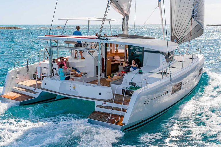 Santorini Catamaran Tour for Cruise Travelers SKIP CABLE CAR