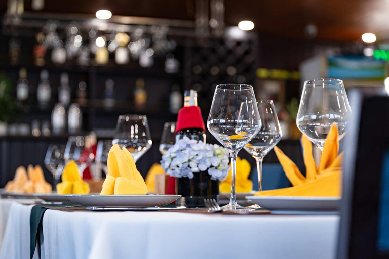 Hanoi: 3-Day Bai Tu Long Bay Cruise & Ninh Binh Excursion