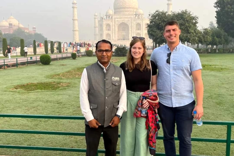Excursion privée en voiture au lever du soleil sur le Taj Mahal, Delhi, tout comprisTout compris