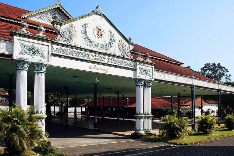 Sultan Palace, Water Castle & Merapi Volcano 4WD Jeep Tour Sultan Palace, Water Castle & Merapi 4WD Jeep Day Tour