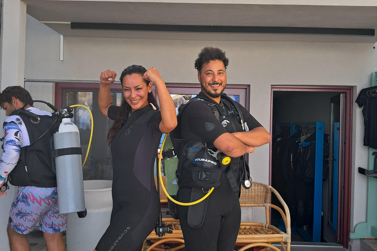 PADI Discover Scuba Diving (DSD) - beginners, Charaki Rhodes PADI DSD program 4 hours (2 dives) beginners, Charaki Rhodes