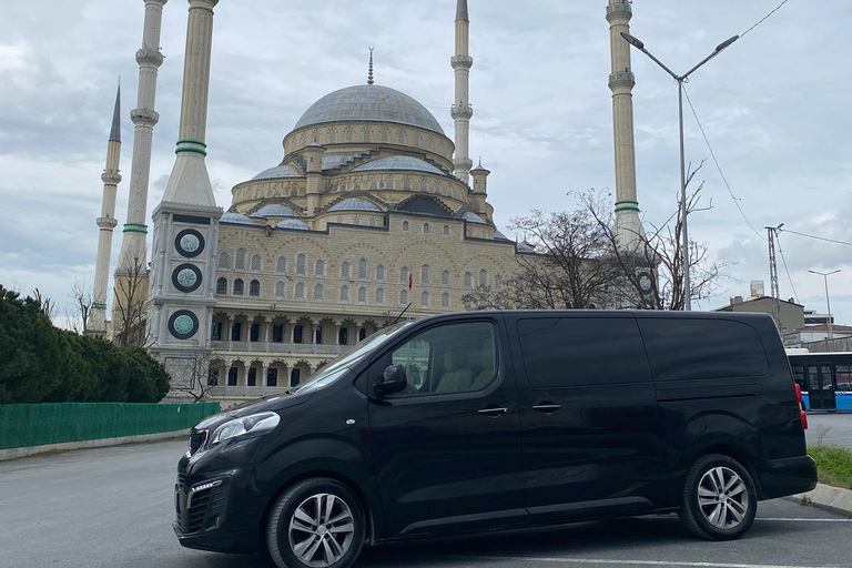 Istanbul: Minivan Transfer from Istanbul Airport