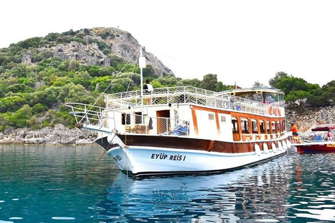 Ölüdeniz: 6 Islands Deluxe Gulet Boat with Lunch & DJ Ölüdeniz: 6 Islands Deluxe Gulet Boat with Lunch & DJ