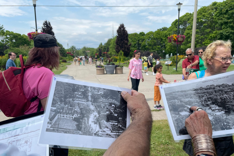 Toronto: Toronto Islands Guided Boat and Walking Tour