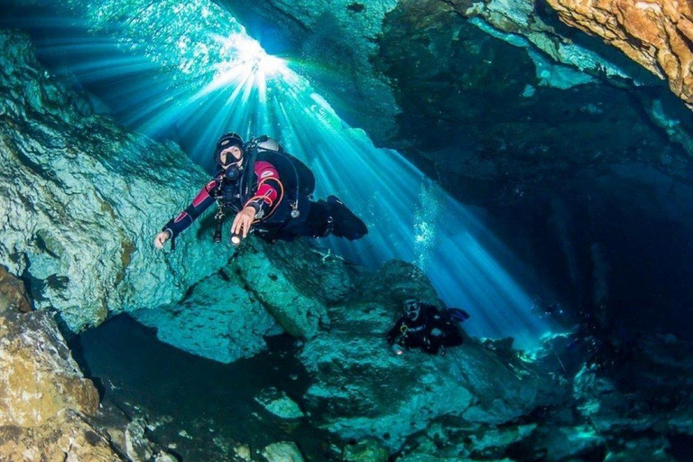 Från Cancun: Angelita och Taj Ma Ha Cenote dykupplevelseErfarenhet av dykning