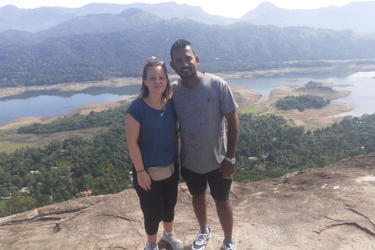 Kandy: Pettigala Hike, Waterfalls &amp; Massage by Tuk Tuk