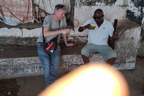 Mombasa: Jumba Ruins Tour with Hotel Pickup