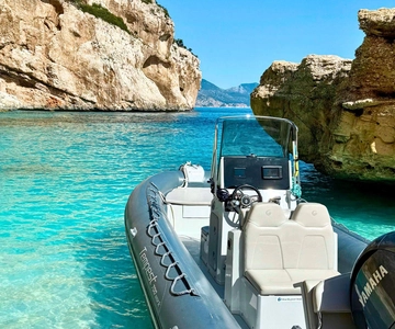 Da Cala Gonone: Gita in gommone nel Golfo di Orosei