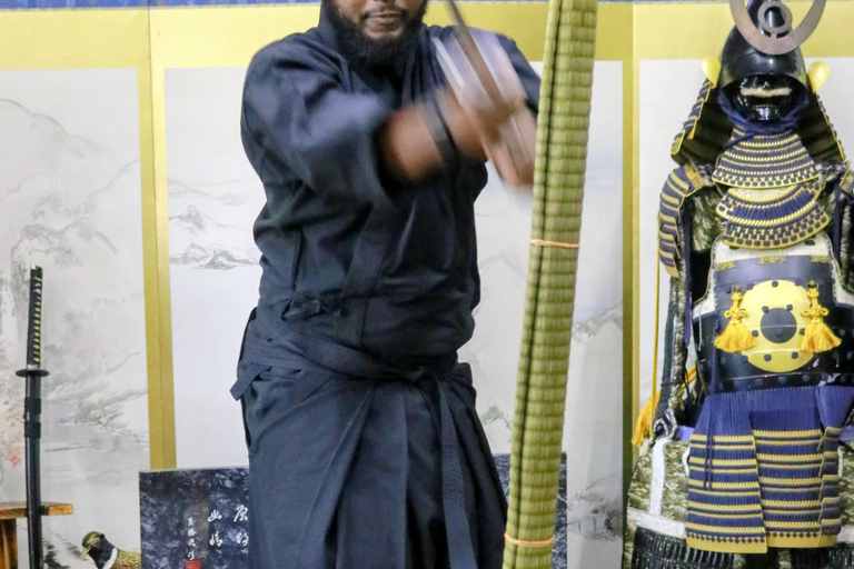 Osaka: Learn Bushido - Trial Slashing with Samurai Sword Trial slashing in Bushido with Samurai Sword real sharpnes