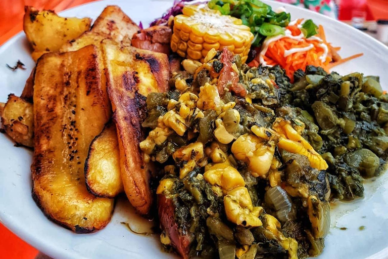 Montego Bay: Private Jamaican Food Tour with City Highlights