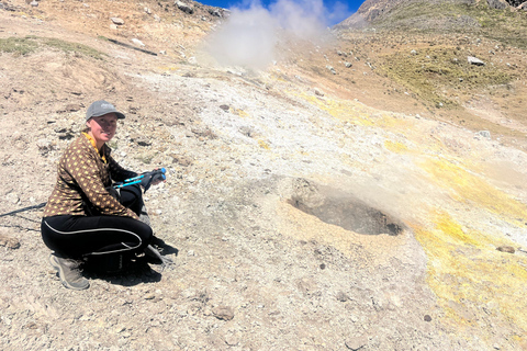 From Arequipa: 2-day Colca tour with geyser visit, ending in Puno