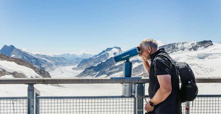 Iš Ciuricho: Dienos kelionė į Jungfraujochą su gidu ir kelionė traukiniu