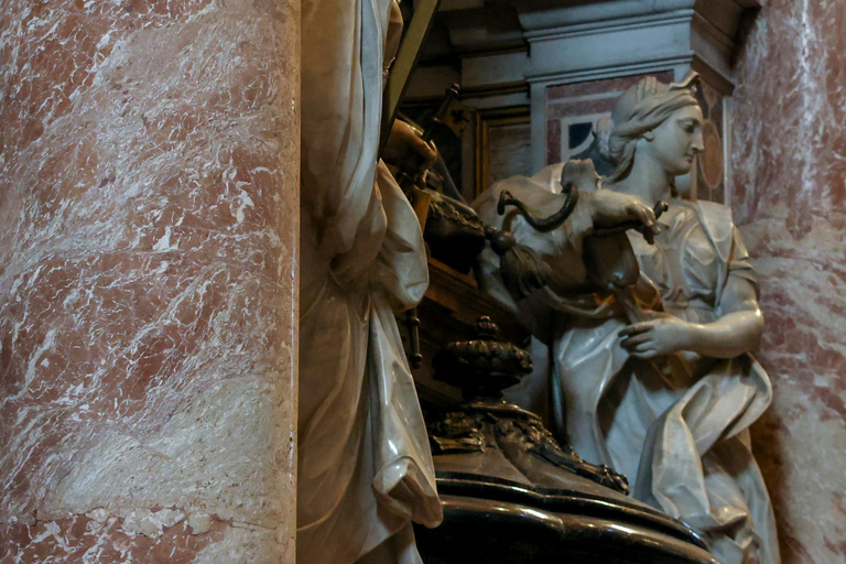 Rome: St. Peter’s Basilica & Underground Tombs Tour Group Tour in French