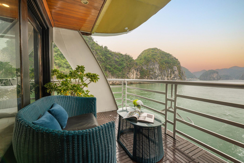 Hanoi: 2 days Lan Ha Bay Cruise, Bai Tu Long, Cat Ba Island