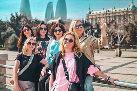 巴库：私人老城区与石油时代遗产漫步及摄影之旅巴库：私人老城区与石油时代遗产漫步及摄影体验