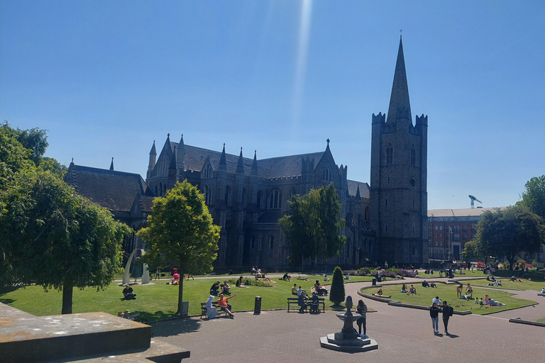 Dublin Landmarks Walking Tour Private Group Tour