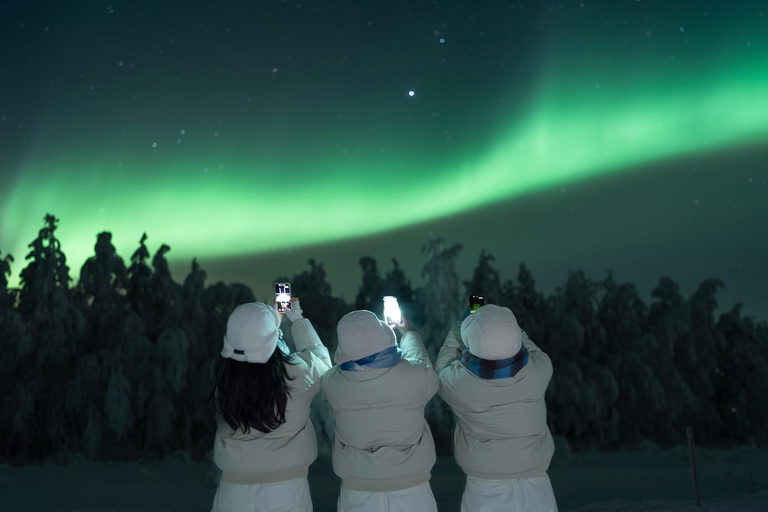Rovaniemi: 5-star Northern Lights Tour + Pro Photos & Videos Aurora Hunting Photo Tour - another best seller ♥︎♥︎♥︎♥︎♥︎