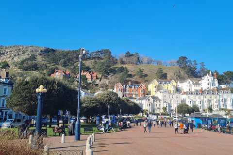 Llandudno: Guided Walking Tour of the Queen of Welsh Resorts