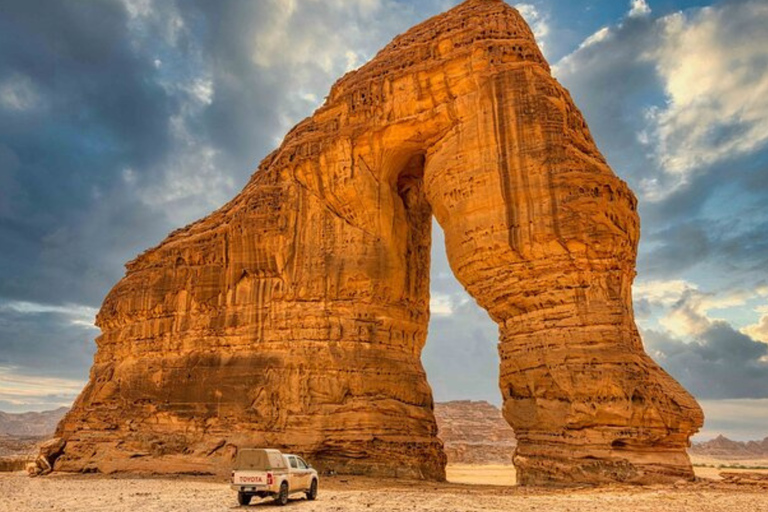 AlUla: Dadan & Jabal Ikmah Tour with Optional Hotel Transfer Dadan & Jabal Ikmah Tour with Private Hotel Transfer