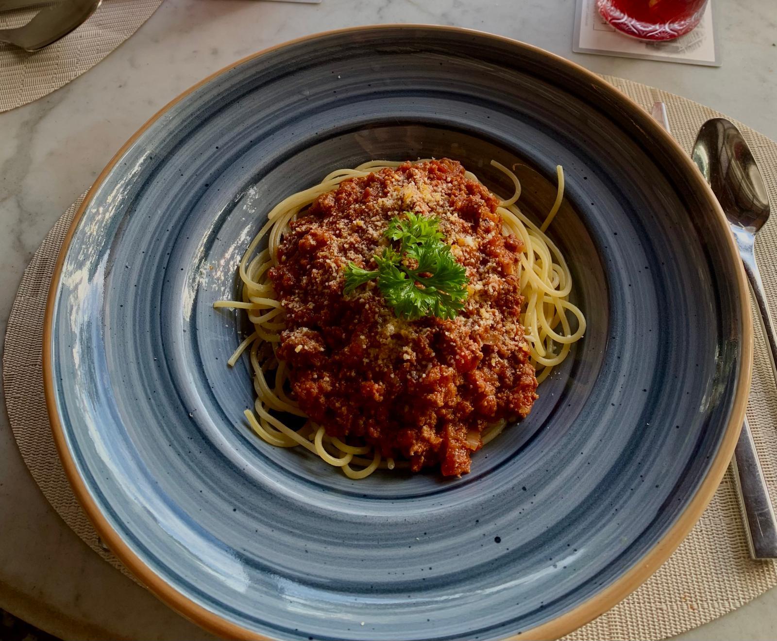 Genuss auf Schritt und Tritt – Walking Dinner im Vorderen Westen
