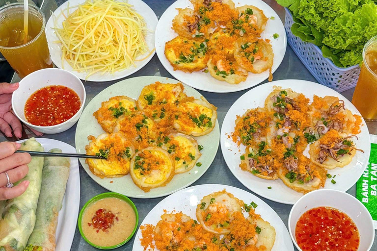 Da Nang Street Food Private Tour With Optional Paragliding Private Car Tour