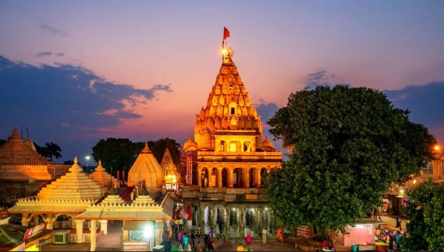 Visit Indore/Ujjain 2-Day Tour with Mahakaleshwar Temple & Hotel in Indore