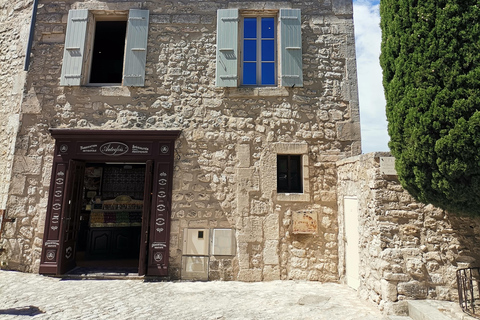 Baux e Saint Rémy de Provence: Storia, vino e paesaggiTour di mezza giornata e di 6 ore a Baux de Provence