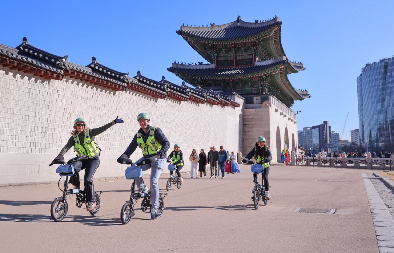 Seoul: Stadt-Highlights-E-Bike-Tour