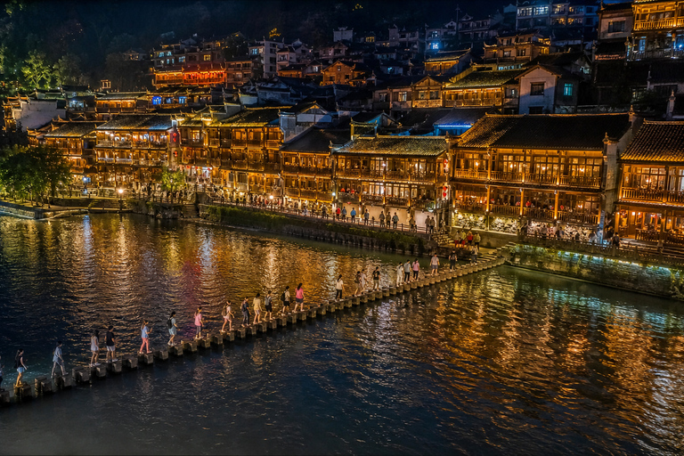 Zhangjiajie: Fenghuang Ancient Town Cruise Ticket & Transfer Tuo River Night Cruise E-Ticket