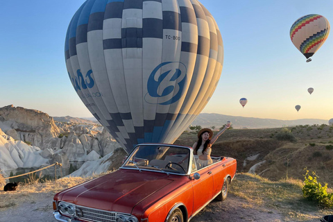 Cappadocia: Sunrise or Sunset Classic Car Tour with Pickup Private Cappadocia Classic Car Experience