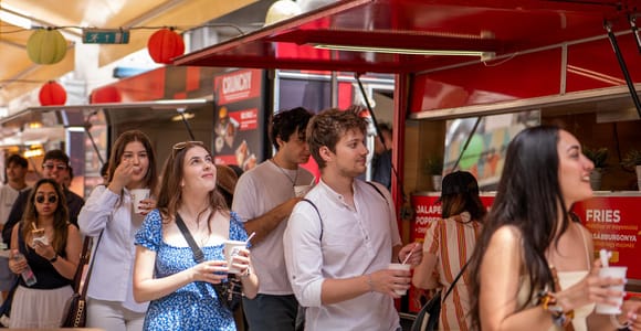 Budapest: Guided Street Food Tour with Local Drinks