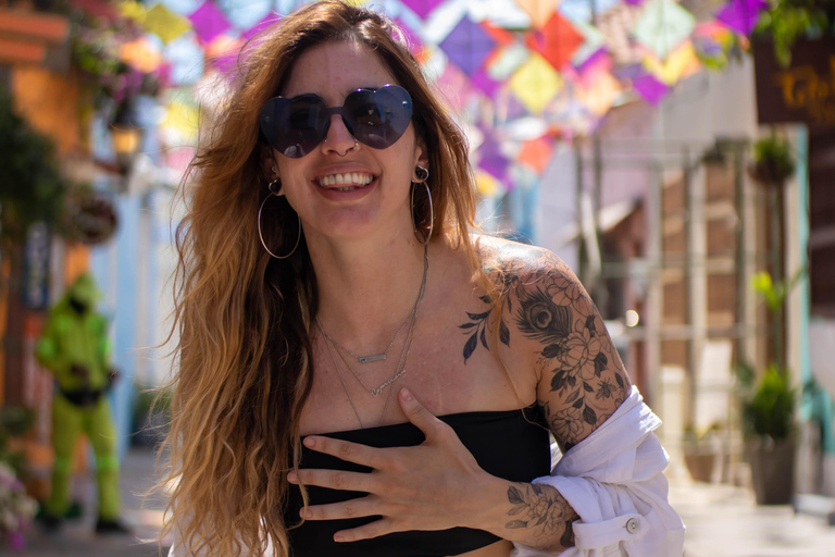 Cartagena InstaTour: Walk + Photos and Videos from Your Smartphone