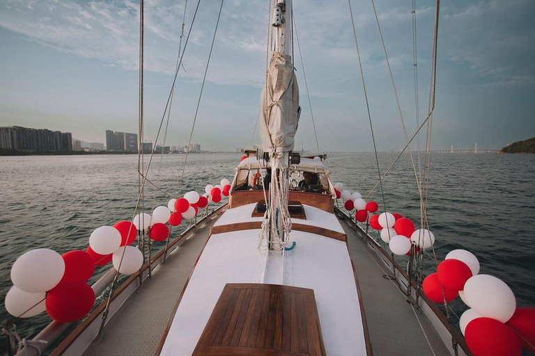 Penang: Private Romantic Sunset Cruise with Penang Bridge 4 Hours Private Romantic Cruise