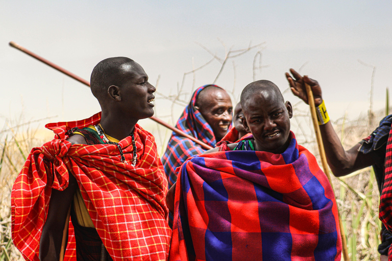 Zanzíbar: experiencia en un pueblo masái con danza y artesaníaTraslado desde Nungwi o Kendwa