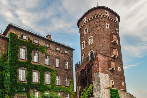 Krakow: Old Town Walking Tour with Private Guide Krakow: 3-hour Tour with Private Guide