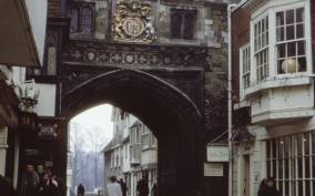 Salisbury Chronicles - A walking tour through history.