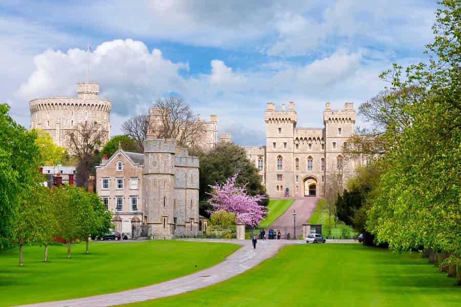 Ab London: Schloss Windsor-Tour mit Eintrittskarte & Transport. Foto: GetYourGuide Ab London: Schloss Windsor-Tour mit Eintrittskarte & Transport. Foto: GetYourGuide