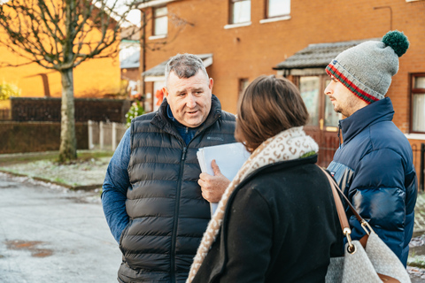 Belfast: 1,5 timmars privat rundtur i staden med muralmålningar