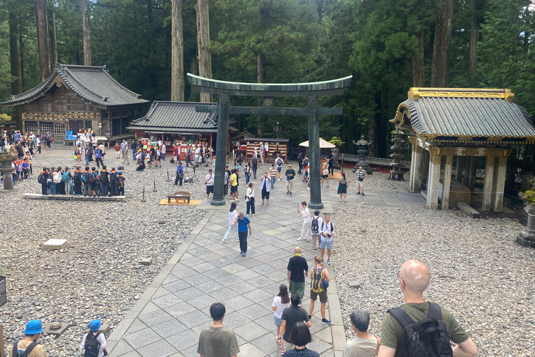 Von Tokio aus: Nikko und die Schönheit des Kegon-Wasserfalls