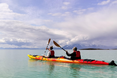 Senja: kayak nei fiordi del Parco Nazionale di Ånderdalen