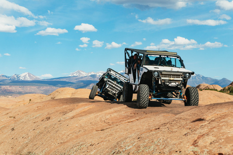 Moab: Hells Revenge Trail Off-Roading Adventure 3-Hour Group Off-Roading Adventure