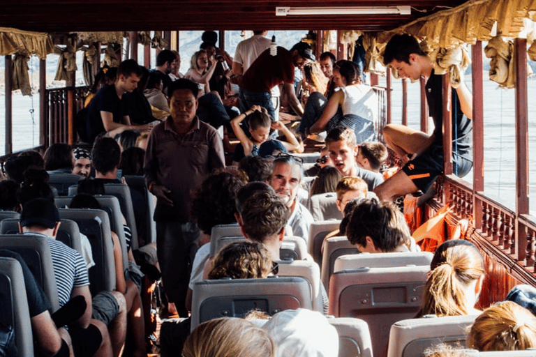 Chiang Rai: 3días 2noches Viaje en barco lento a Luang Prabang