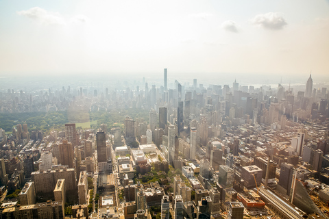 NYC: Passeio de helicóptero pela ilha de Manhattan com tudo incluídoDe Manhattan: 25 a 30 minutos de voo