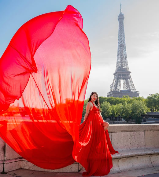 Paris: Eiffel Tower Flying-Dress Photoshoot jonadress
