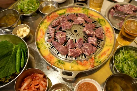 Delicia Gastronómica Nocturna de Seúl: ¡Barbacoa, Jeon Crujiente y Más!