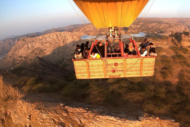 Jaipur : Safari en montgolfière SkyWaltzSafari en montgolfière SkyWaltz