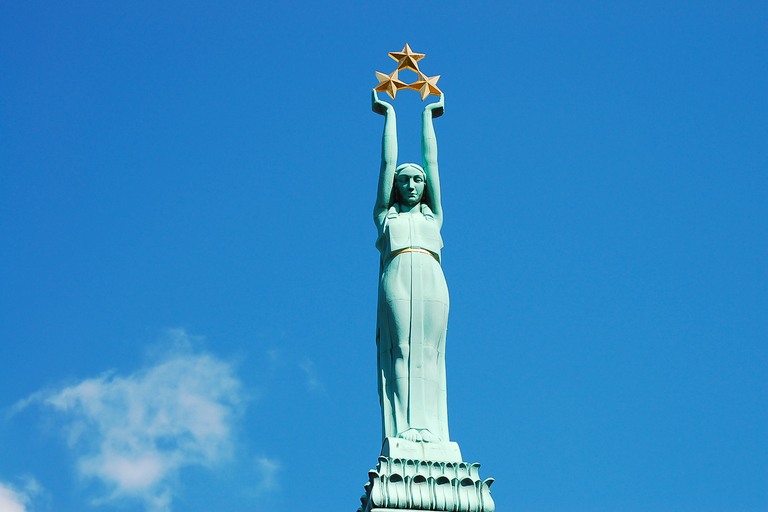 Riga: 24-Hour Hop-On, Hop-Off Grand Bus Tour Riga: 24-Hour Hop-On Hop-Off Grand Bus Tour