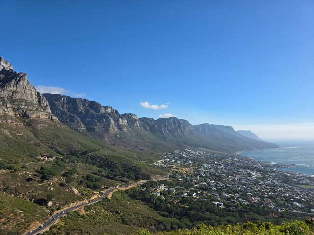 Cape Town: Lion’s Head Sunset – A Story-Led Local Experience